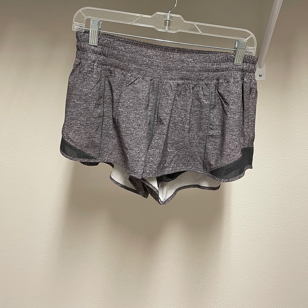 Grey lululemon hotty hot 2.5 inch shorts size 10